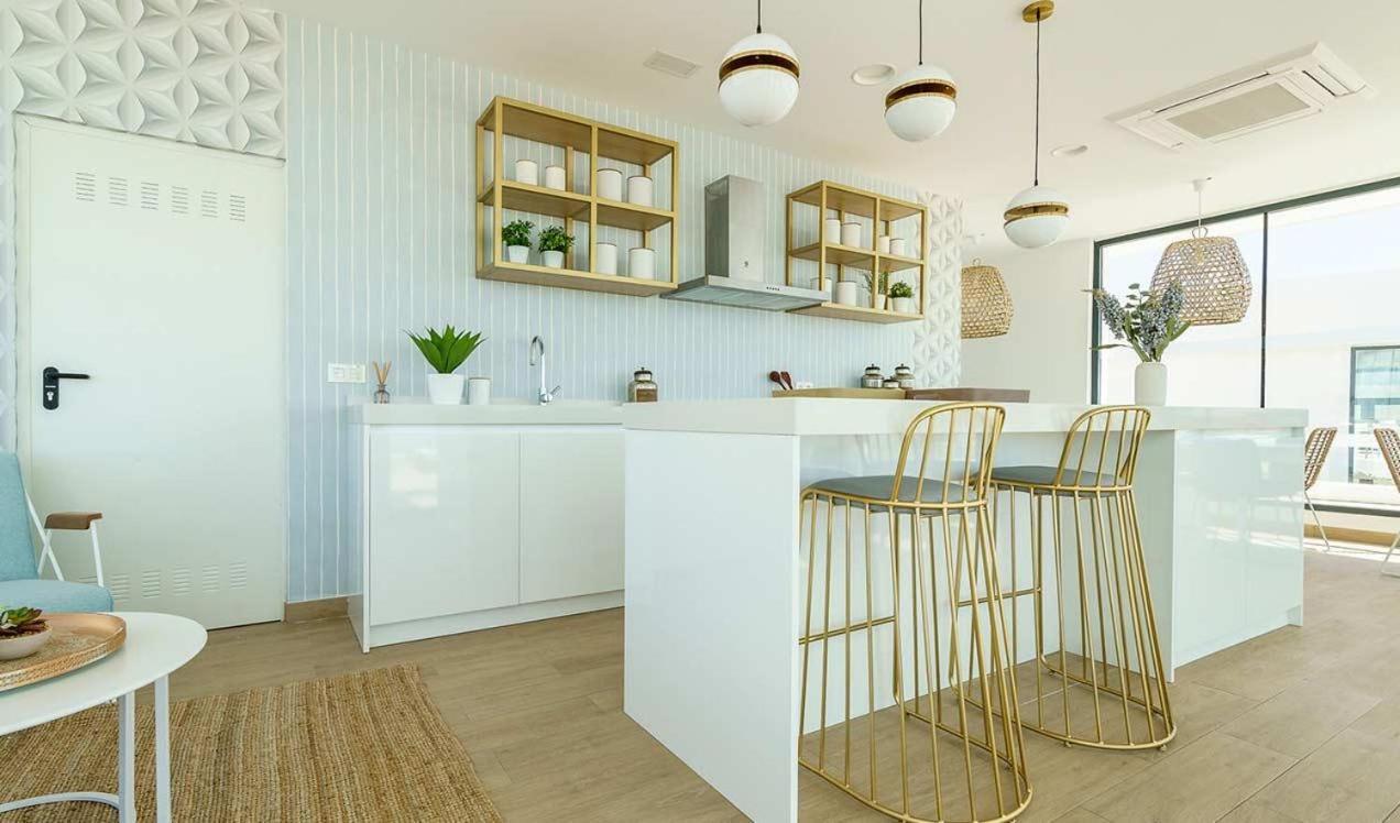 Newly Constructed 2 Bed Apartment With Sea Views Касарес Экстерьер фото